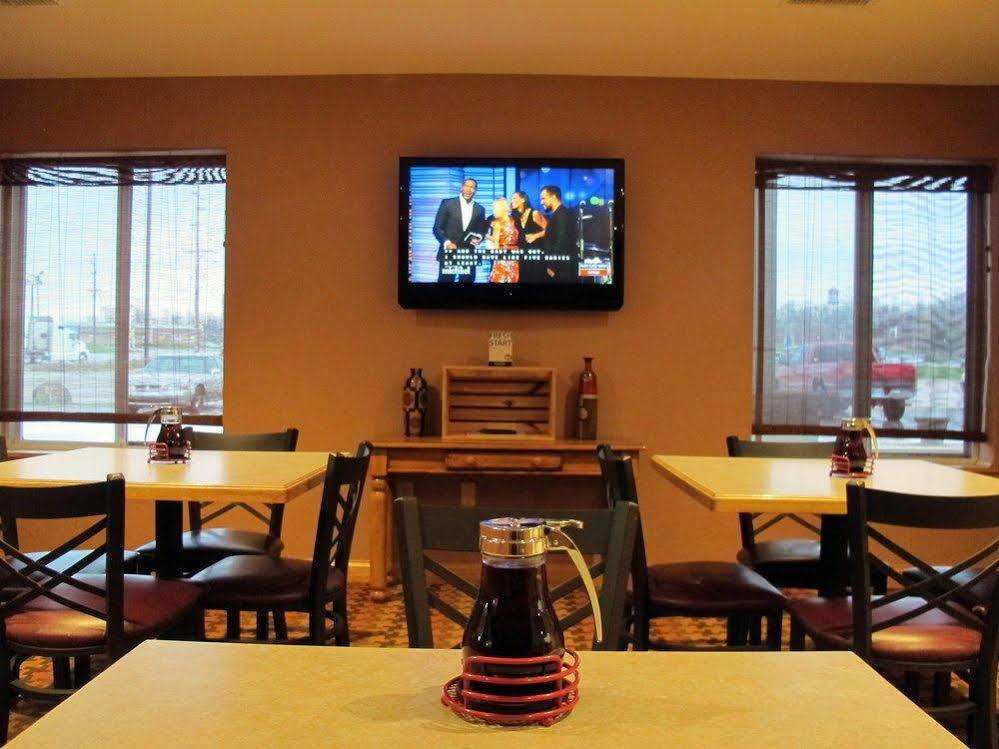 Super 8 By Wyndham Cloverdale Wine Country Exterior foto